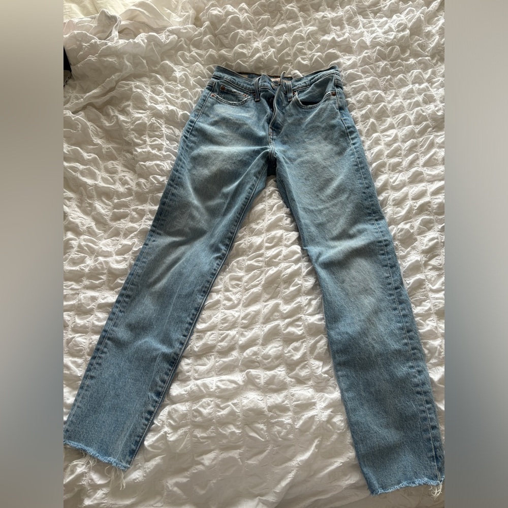 Levi’s wedgie